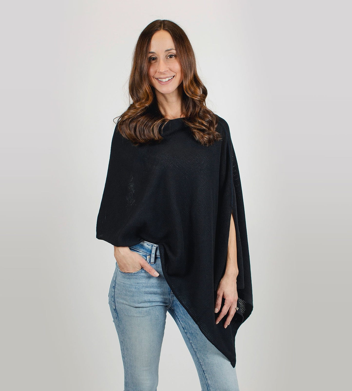 Cozy Canopy™ Nursing Cover - Black