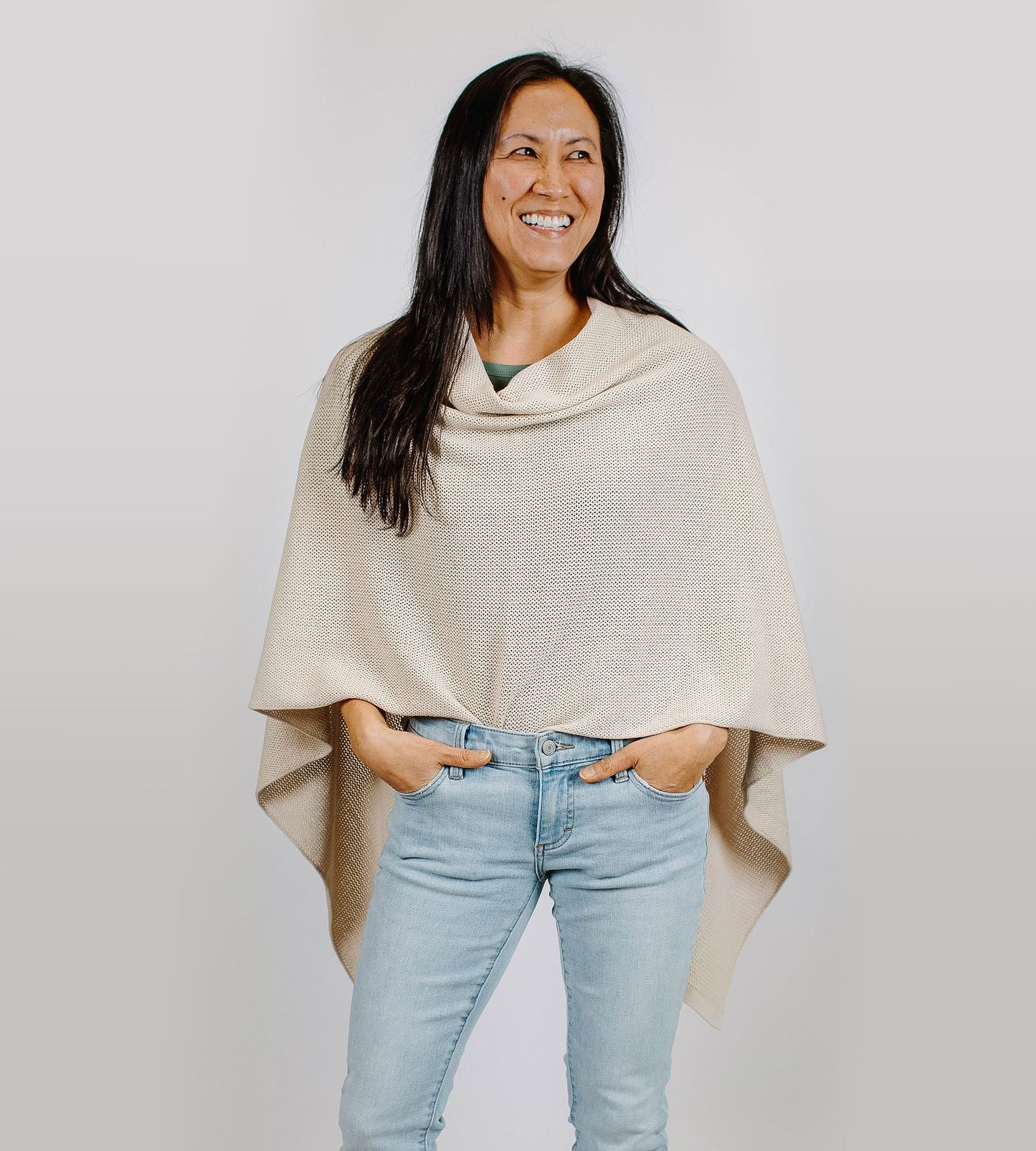 Cozy Canopy™ Nursing Cover - Natural