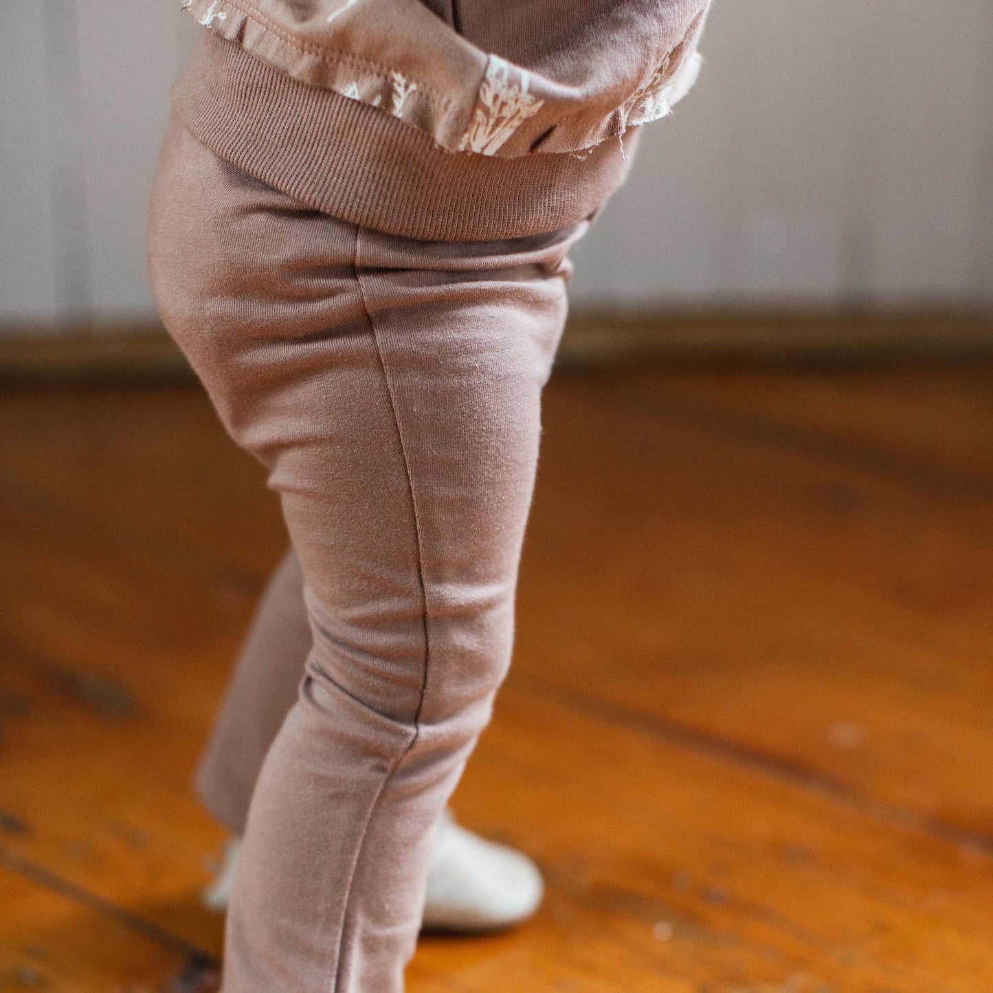 Little Wild Flower Sweatshirt & Pants Set