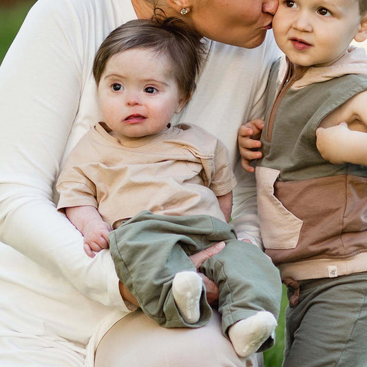 Drop Shoulder Organic Boy Tee & Pants Set - Soft Mocha