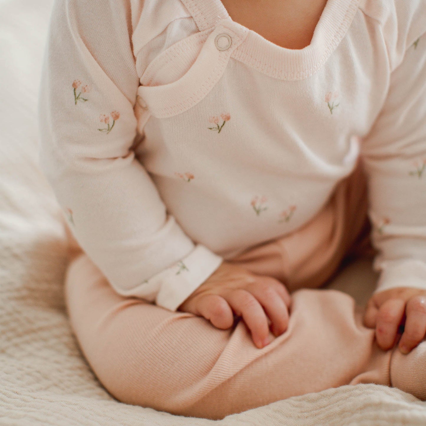 Ditsy Floret 3 Piece Bodysuit & Pant Set