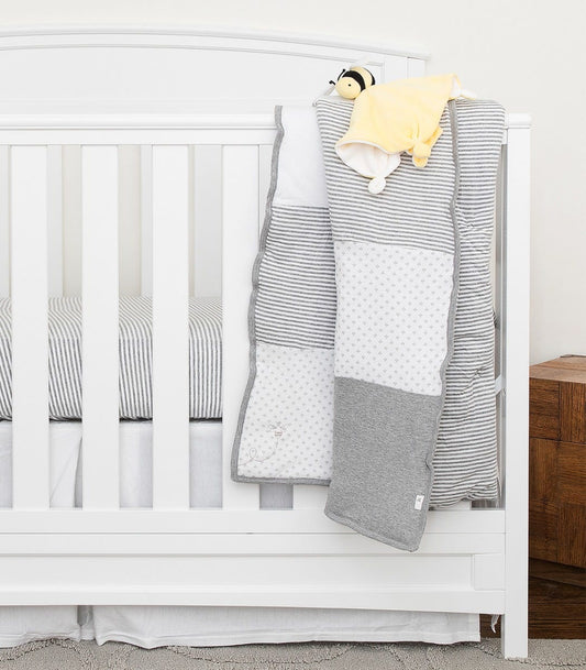 Dottie Bee Organic Cotton Reversible Baby Quilt - Heather Grey